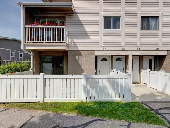 2nd image of 3015 E 51st St SW #37