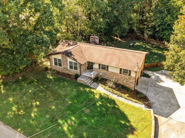 733 Valley Dale Rd, Knoxville, TN 37923
