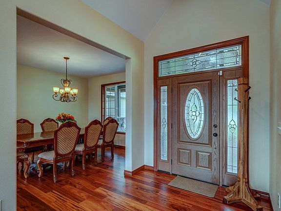 5th image of 10511 438th Street Ct E
