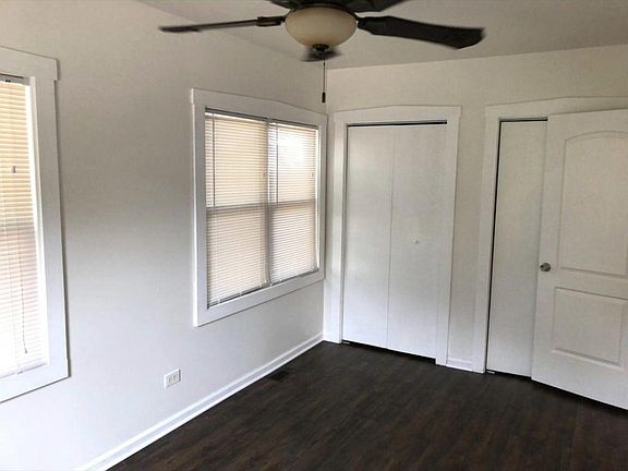 3rd image of 5200 N Ludlam Ave #1