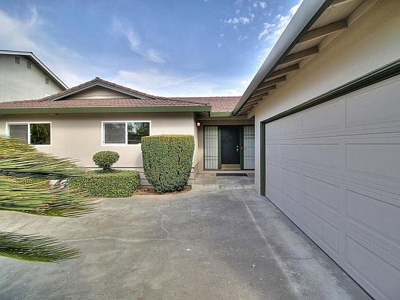 2nd image of 2332 Gunar Dr