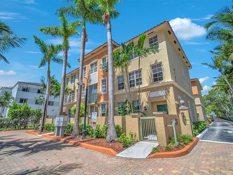 2065 S Ocean Dr #Townhouse 1 — Photo 42