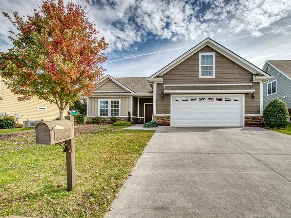 2732 Edinburgh Channel Rd, Kingsport, TN 37664