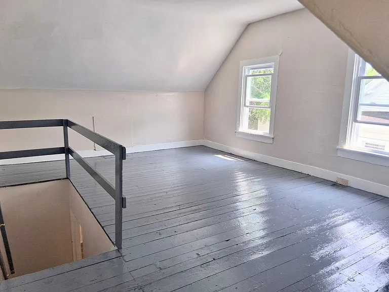 27 Ellis St — Photo 19