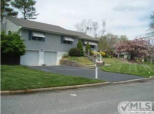 215 Pittenger Pl, Neptune, NJ 07753