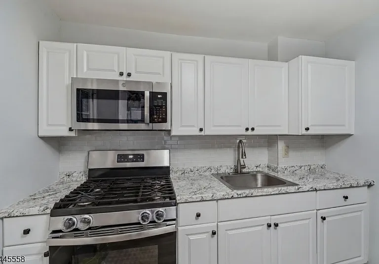 137 New St #2 — Photo 3