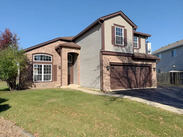 1183 Moonstone Run, Lake In The Hills, IL 60156