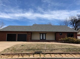 3103 S Summit Blvd E, Sand Springs, OK 74063