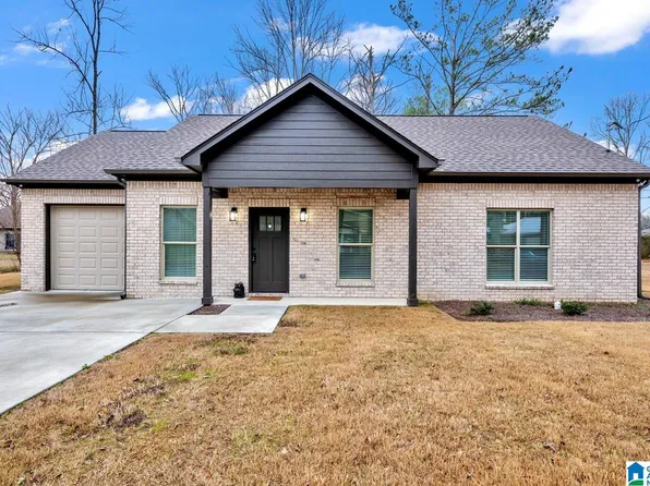 1873 19th St, Calera, AL 35040