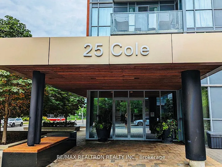 25 Cole St #714 — Photo 3