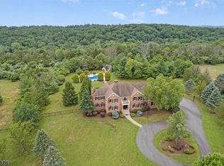 900 Old Chester Gladstone Rd, Far Hills, NJ 07931