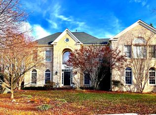 14000 Weeping Cherry Dr, Rockville, MD 20850