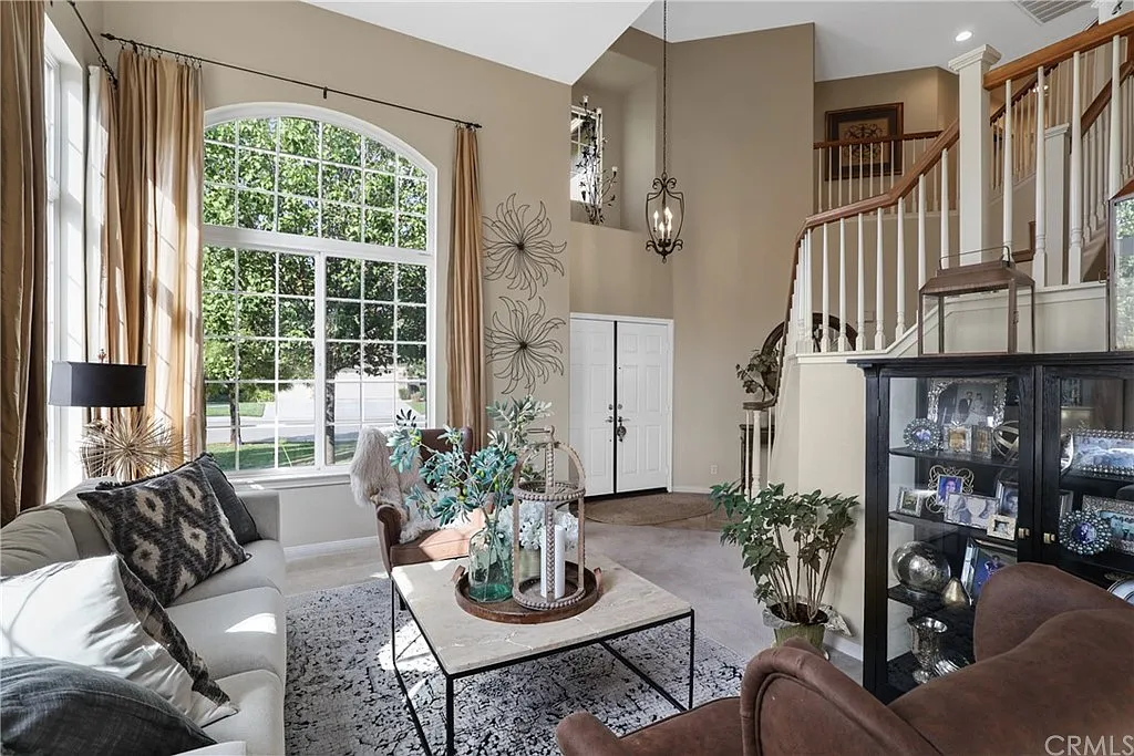 29000 Mesa Crest Way — Photo 2