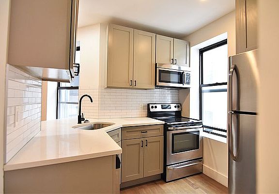 4th image of 504 W 159th St APT 5