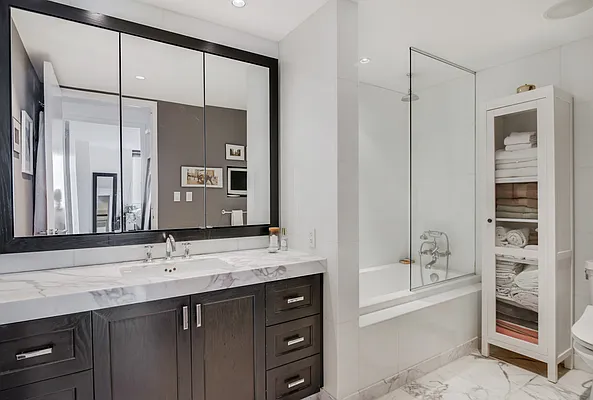 Sold by Compass | media 7