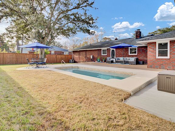 4th image of 4964 France Ave