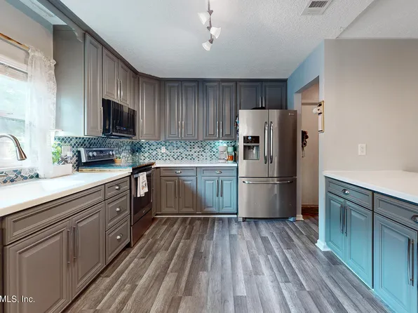11338 RUSTIC PINES Circle E, Jacksonville, FL 32257