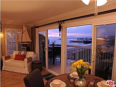 4th image of 501 Esplanade APT 139