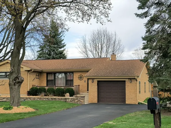 2N305 Mildred Ave, Glen Ellyn, IL 60137