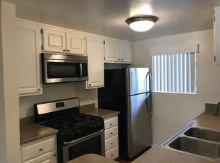 5305 Parkmor Rd APT 5, Calabasas, CA 91302