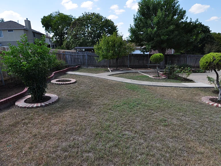 12427 Zeller Ln — Photo 28