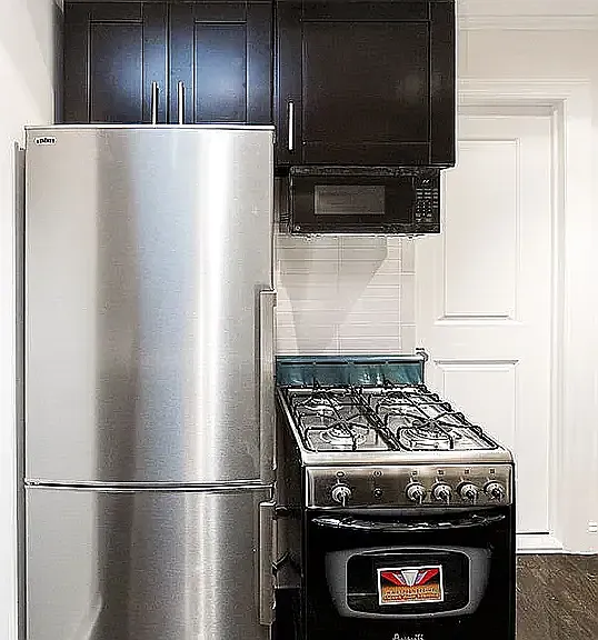 344 E 55th St #2B — Photo 3