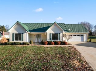 295 Litton Cir, Aberdeen, OH 45101