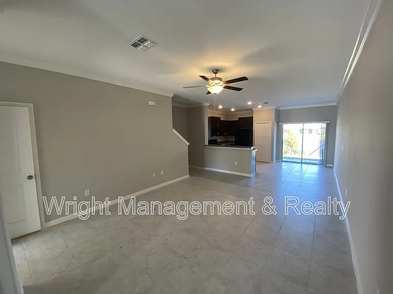 11736 Dumaine Valley Rd — Photo 2