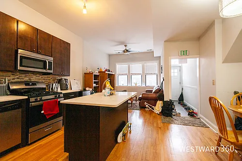 2110 W 18th Pl #2 Photo 1