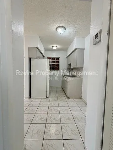 4340 NW 11th St #3 — Photo 7