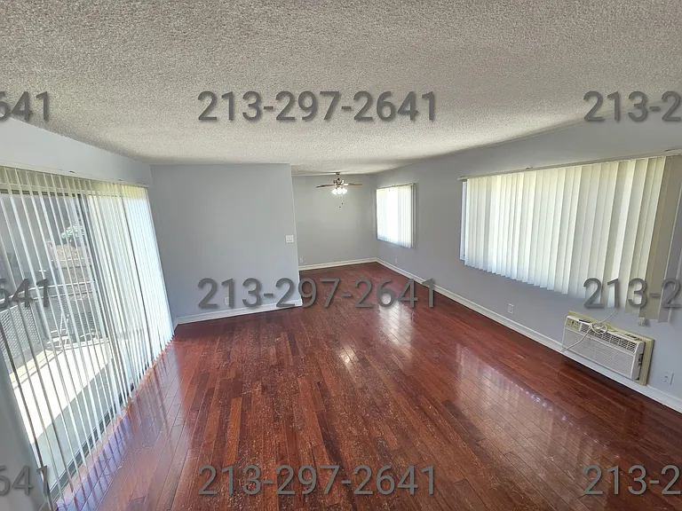 351 S Occidental Blvd #16 — Photo 2