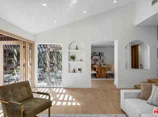 4140 Picasso Ave, Woodland Hills, CA 91364