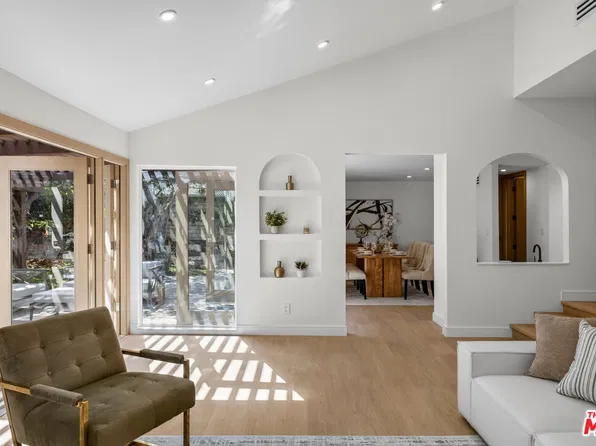 4140 Picasso Ave, Woodland Hills, CA 91364