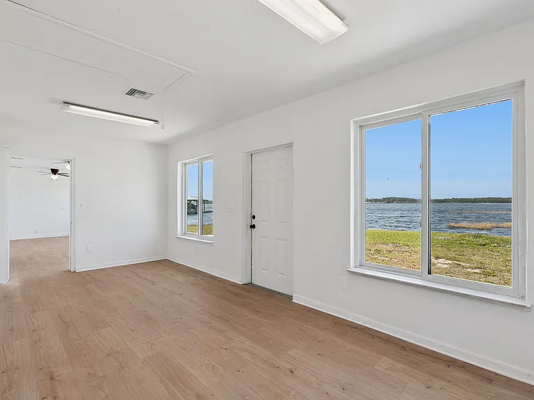 6346 Bennett Ct — Photo 15