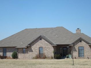 6071 Sara Rd NE, Piedmont, OK 73078