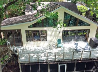 364 Cardinal Ln, Toccoa, GA 30577