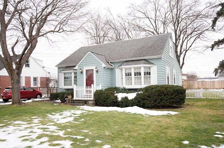 1st image of 183 Woodward Dr