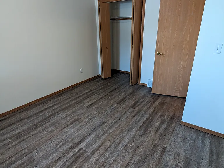 2949 Popplewood Ct — Photo 19