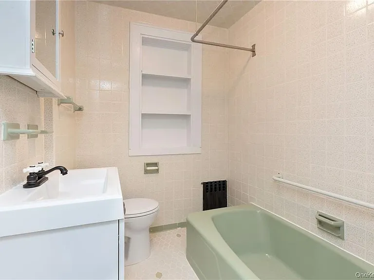 167 Brook St #2 — Photo 19