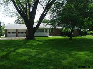 408 S 88th St, Omaha, NE 68114