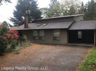 15105 SE Kronberg Ave, Milwaukie, OR 97267