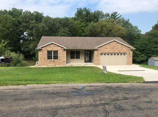 5925 S Lafayette Ave, Peoria, IL 61607