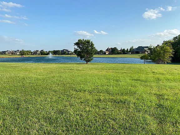 5th image of 21943 Marbella Dr