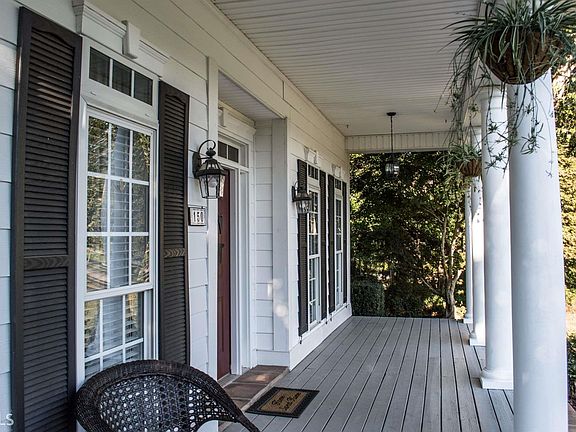 3rd image of 150 Highland Park Dr