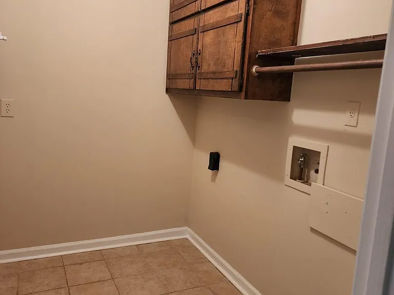 4955 Heritage Valley Dr — Photo 10