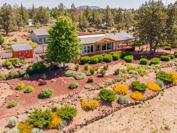 8550 SW Basalt Dr, Terrebonne, OR 97760