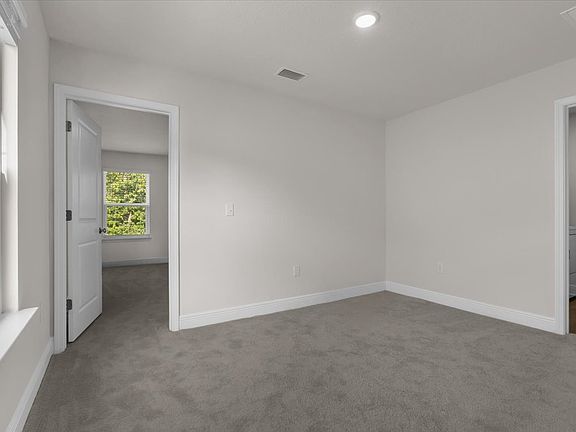 5th image of 1116 Coniferous Ave
