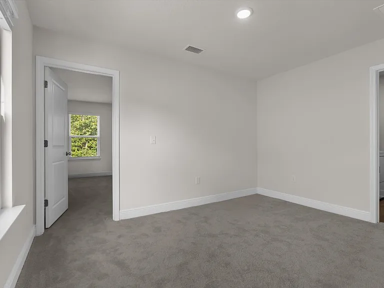 1116 Coniferous Ave — Photo 5