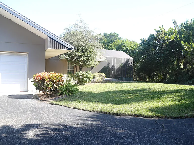 1485 Treasure Cove Ln — Photo 22