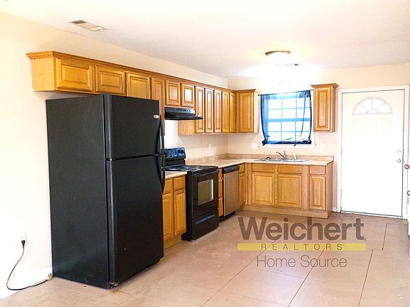 4th image of 107 N 5th St #107C